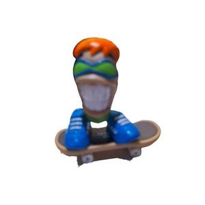 Tech Deck Dude Dave Hot Feet Series #087 and Board